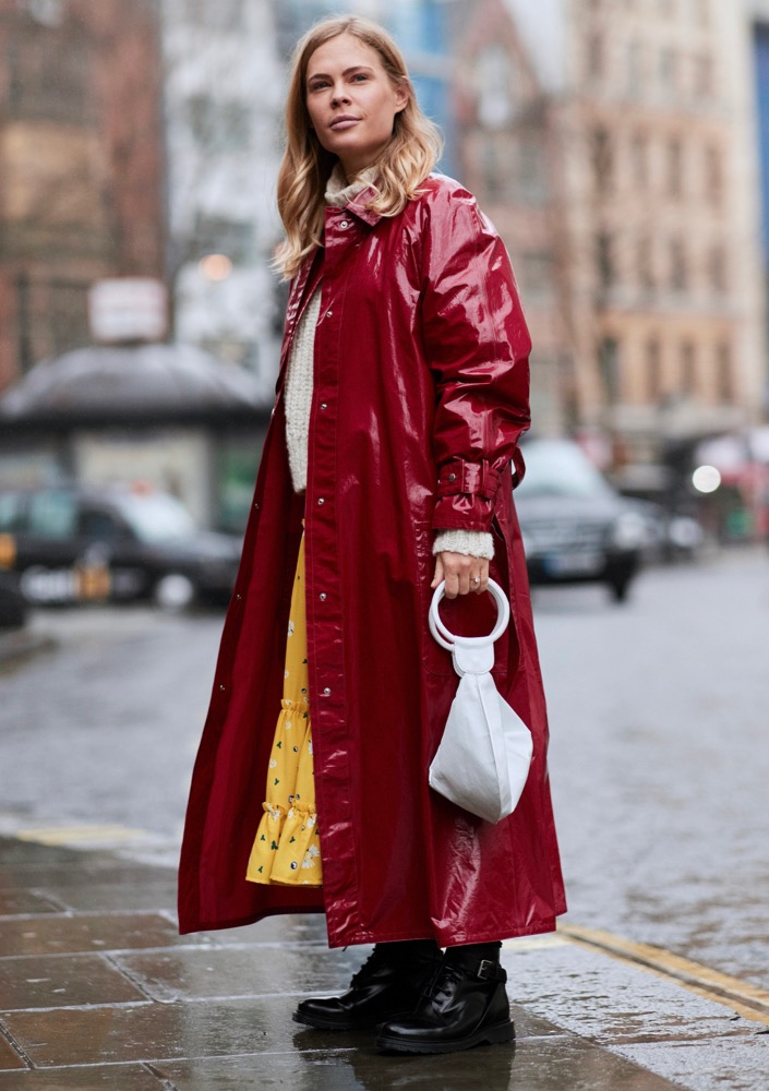 White Bags Are Officially the New White Boots - theFashionSpot