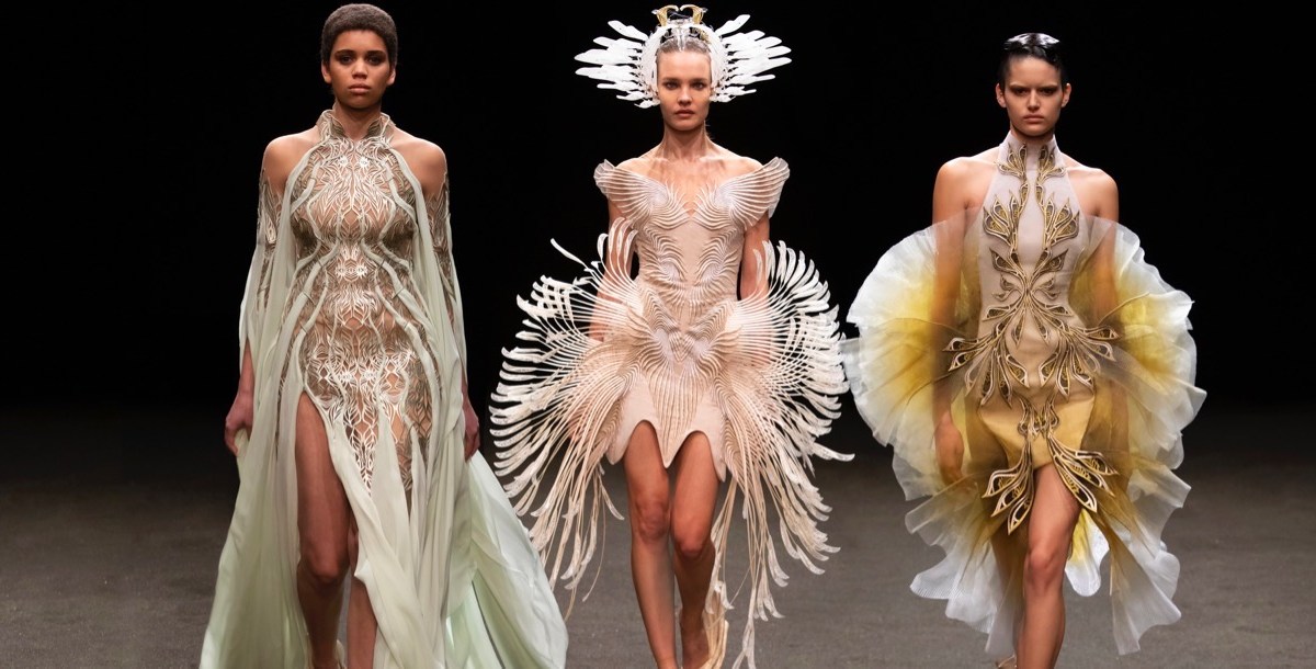 Hits and Misses: Spring 2021 Haute Couture - theFashionSpot