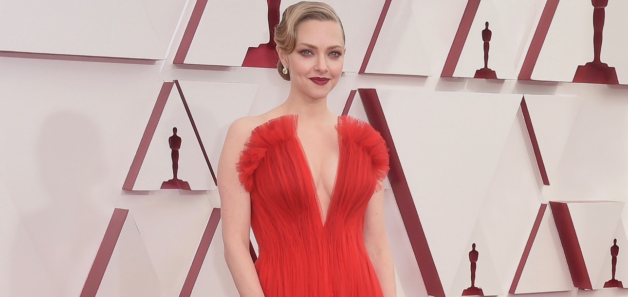 Emma Stone Goes Glam in Gold Givenchy at the Oscars -- See Her Dazzling Red  Carpet Look!