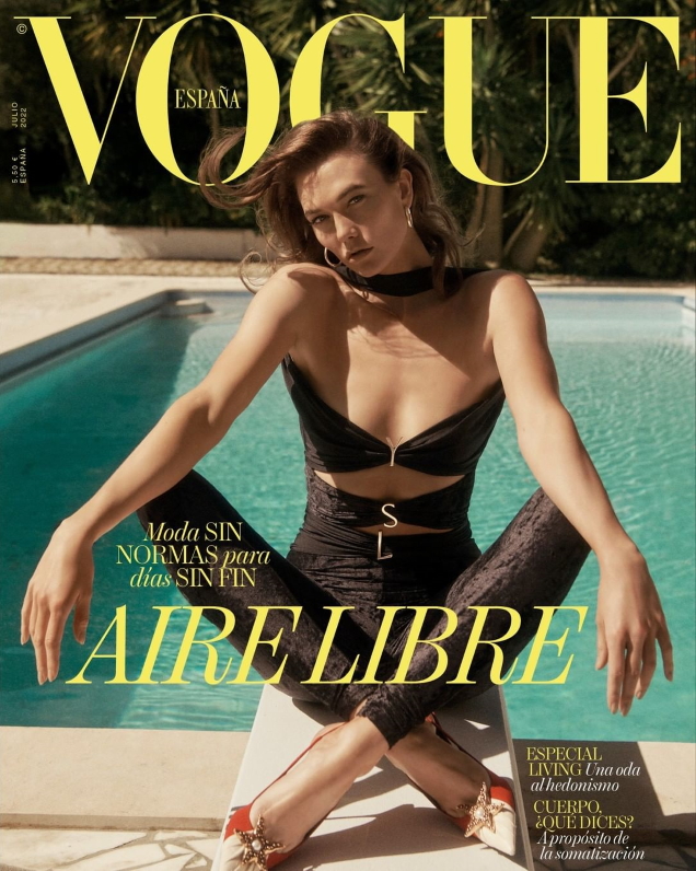 Vogue España July 2022 : Karlie Kloss by Lachlan Bailey