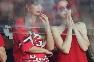 Taylor Swift Chiefs tee dress