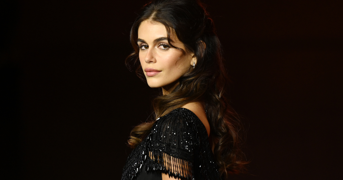 Kaia Gerber Channels Audrey Hepburn in Regal Vintage Gown