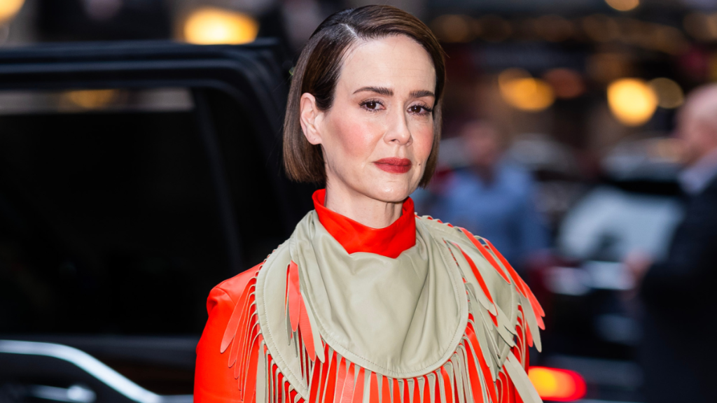 Sarah Paulson Bottega Veneta outfit GMA