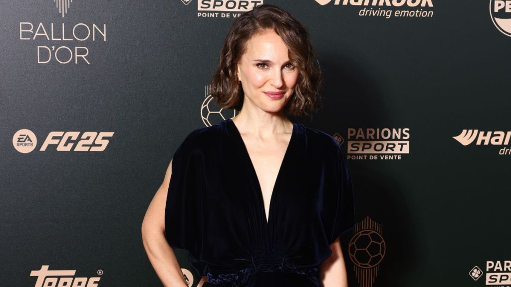 Natalie Portman Ballon d'Or France Football Awards