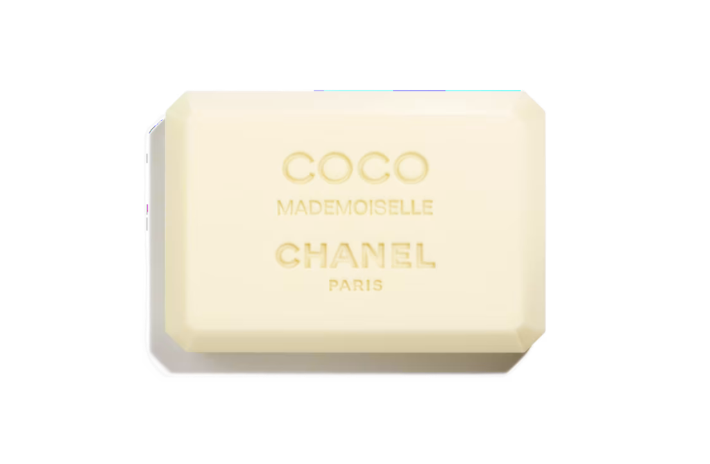 6 Ways to Gift the Chanel Coco Mademoiselle Fragrance This Holiday Season...