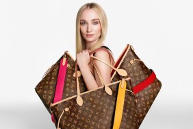 Louis Vuitton 'Neverfull Inside Out' Handbags 2024 : Sophie Turner by Julien Martinez Leclerc