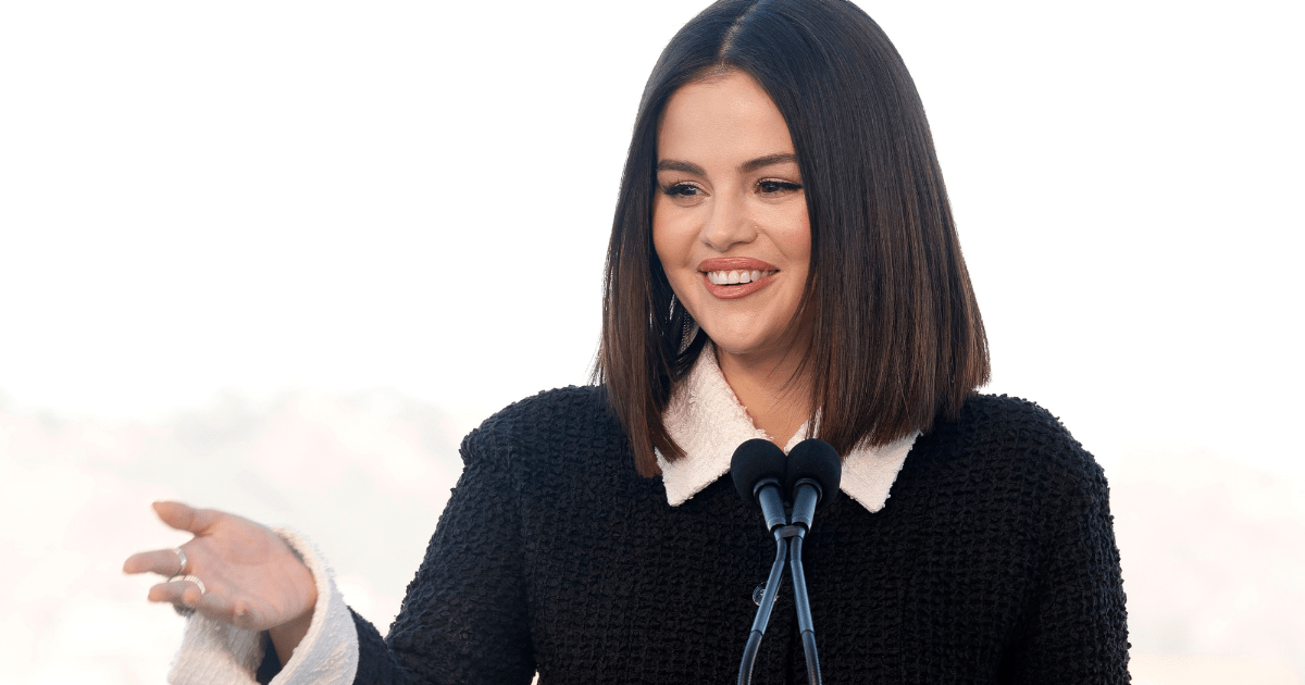 Selena Gomes Proves Why Black & White Is Always Right in Chanel Suit