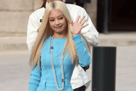 Jennie Kim from Blackpink arrives at Chanel during the Womenswear Spring/Summer 2025 as part of Paris Fashion Week on October 01, 2024 in Paris, France.