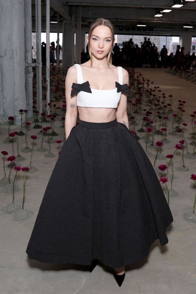 Dove Cameron Carolina Herrera show