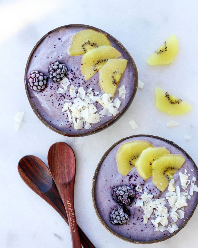 20 Acai Bowl Recipes That Are Almost Too Gorgeous to Eat - theFashionSpot