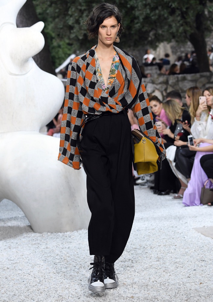 The Louis Vuitton Cruise 2019 Collection Is Perfect For Fashion