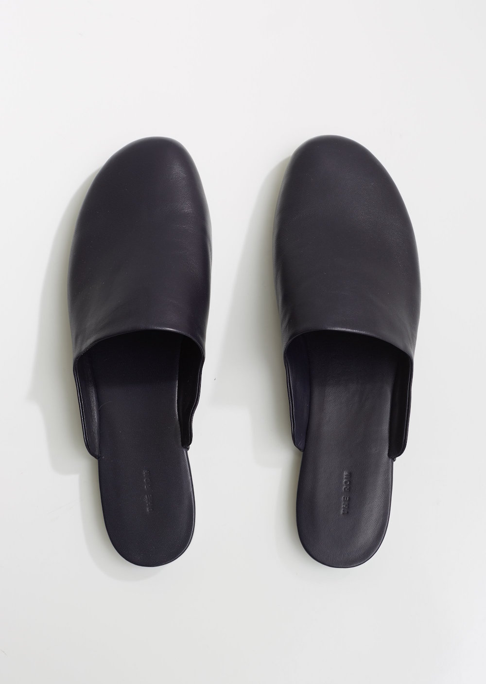 20 Best Slippers Designed to Be Worn Outside - theFashionSpot