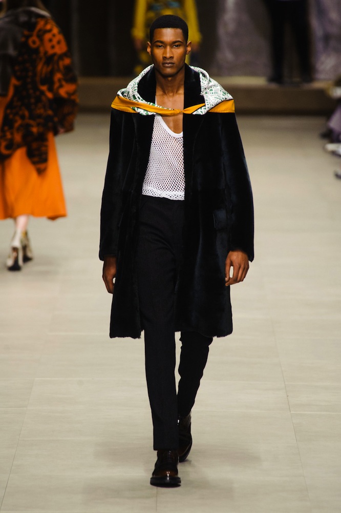 Burberry Prorsum Fall 2014 Runway Review - theFashionSpot