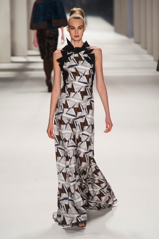 Carolina Herrera Fall 2014 Runway Review - theFashionSpot