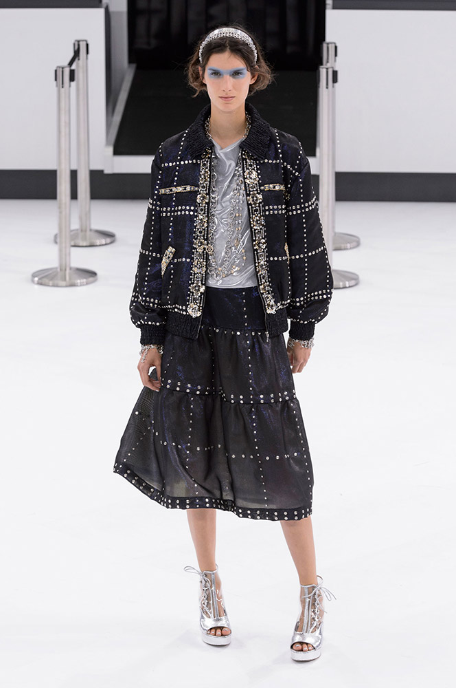 Chanel Spring 2016 Runway - theFashionSpot