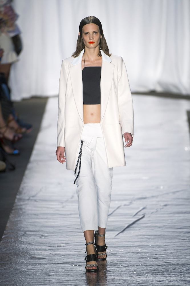 Runway-Inspired Ways to Do Minimalist Style - theFashionSpot