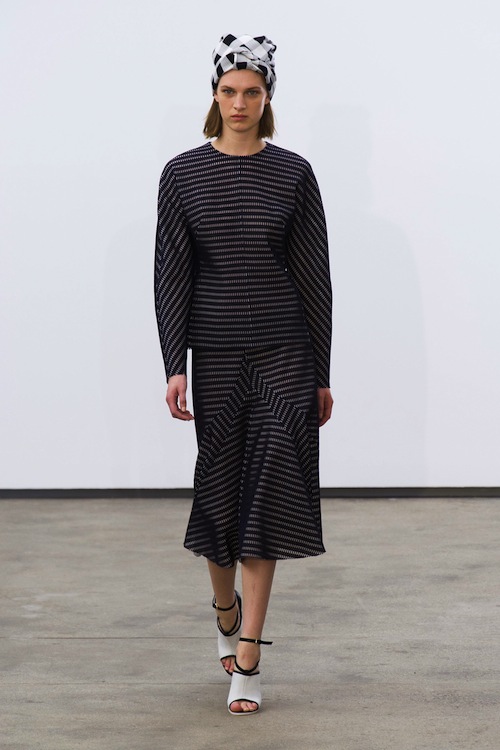 Derek Lam Spring 2014 Runway Review - theFashionSpot