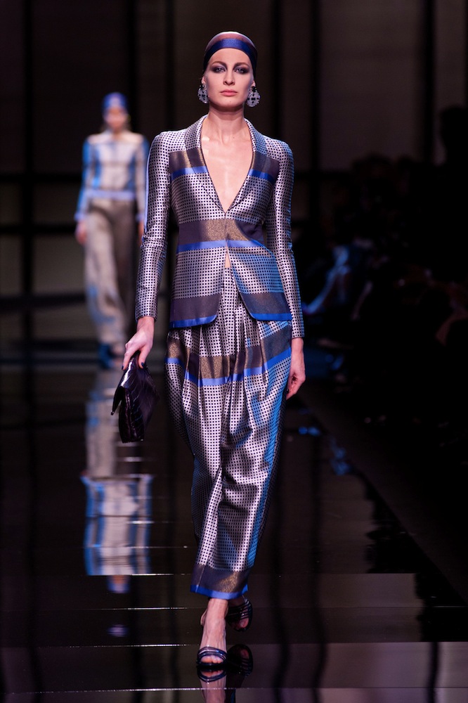 Armani Privé Haute Couture Spring 2014 - theFashionSpot