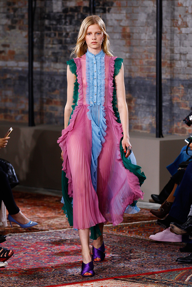 Gucci Resort 2016 Runway - theFashionSpot