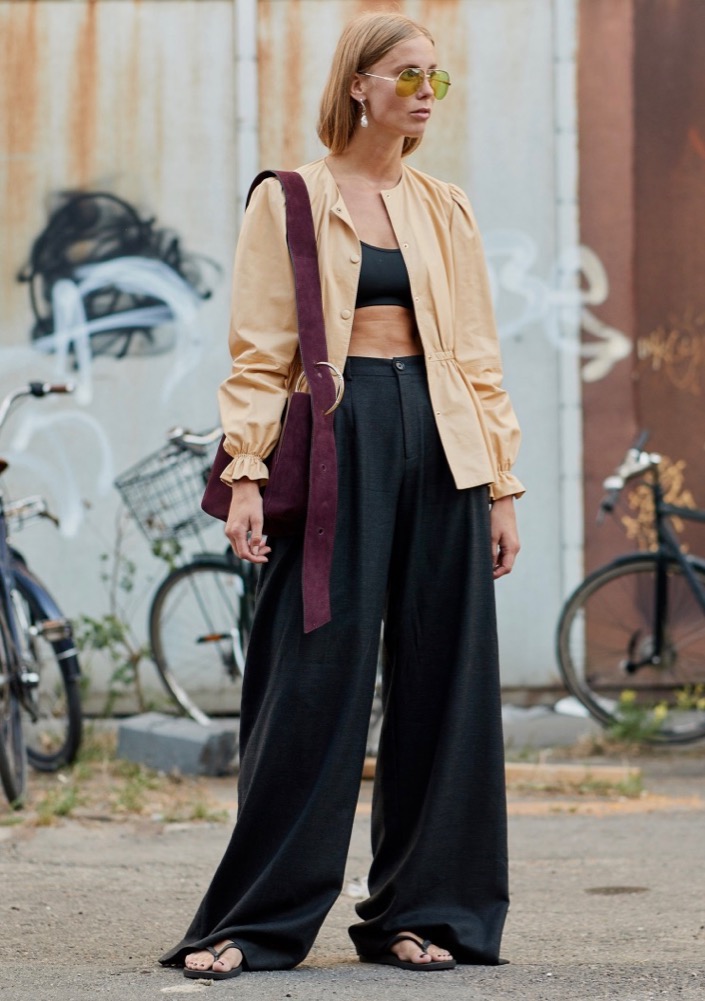 How to Wear Loose Pants - The Complete Guide |