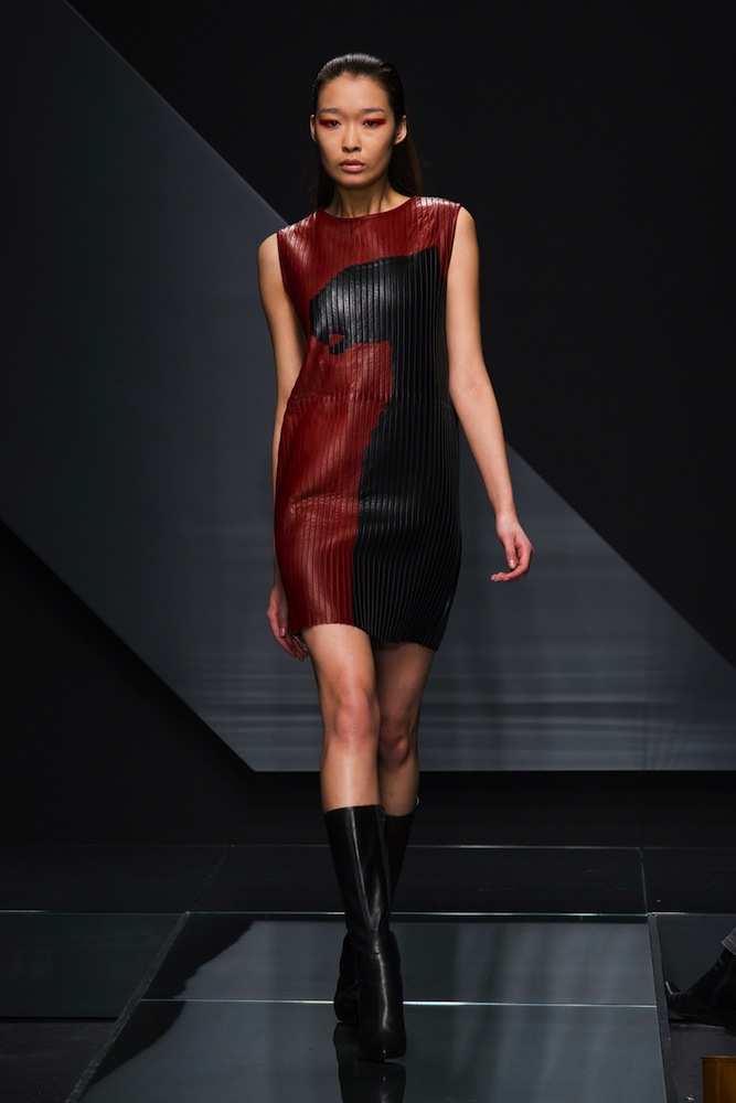 Krizia Fall 2014 Runway Review - theFashionSpot