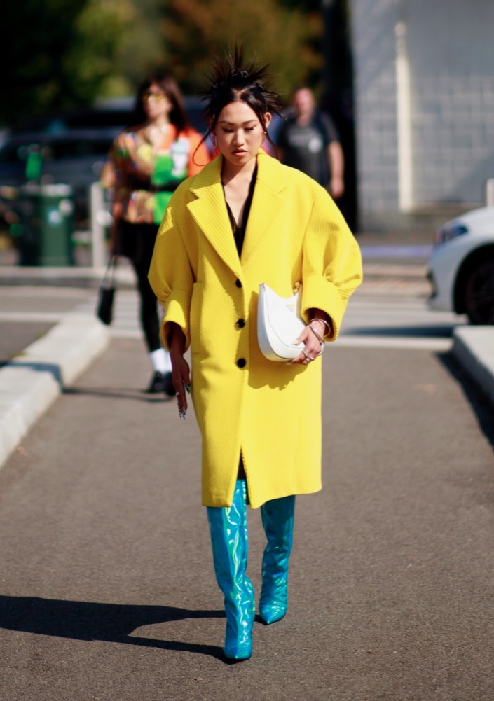 Street Style: Milan Fashion Week Spring 2022 - theFashionSpot