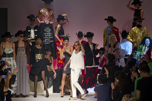 Moschino Spring 2014 Runway Review - theFashionSpot