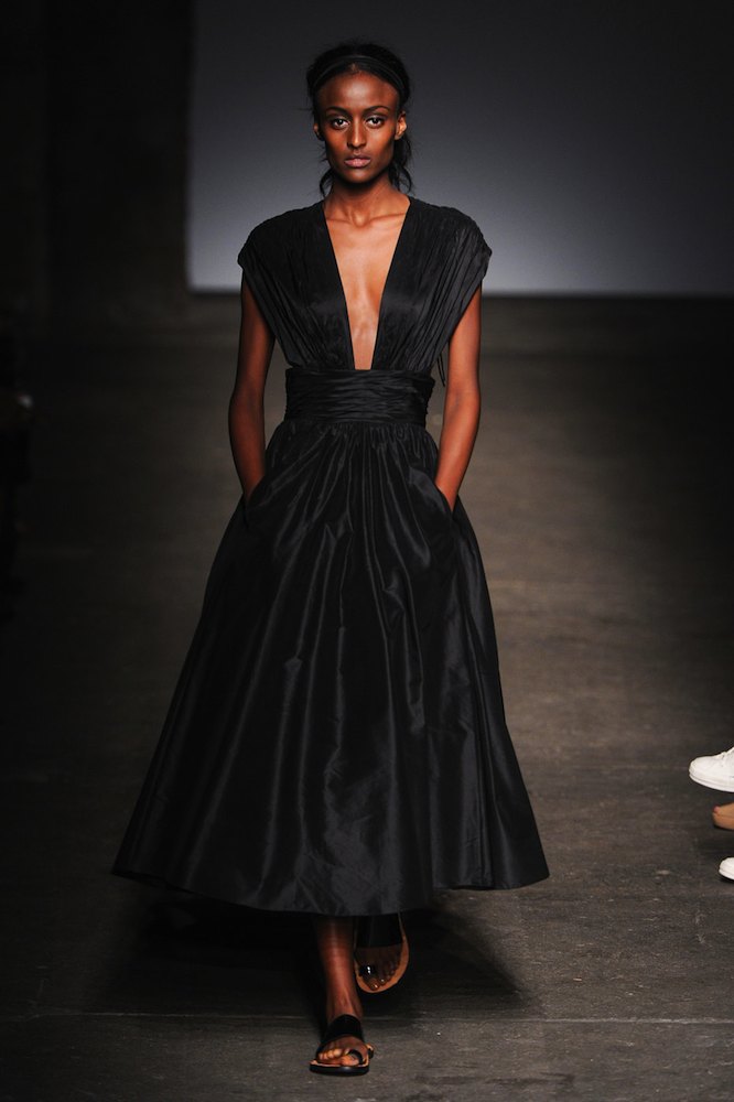 Spring 2015 Fashion Trend: Black - theFashionSpot