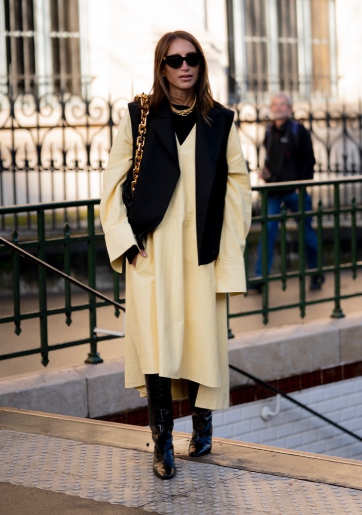 Street Style: Paris Fashion Week Fall 2020 - theFashionSpot