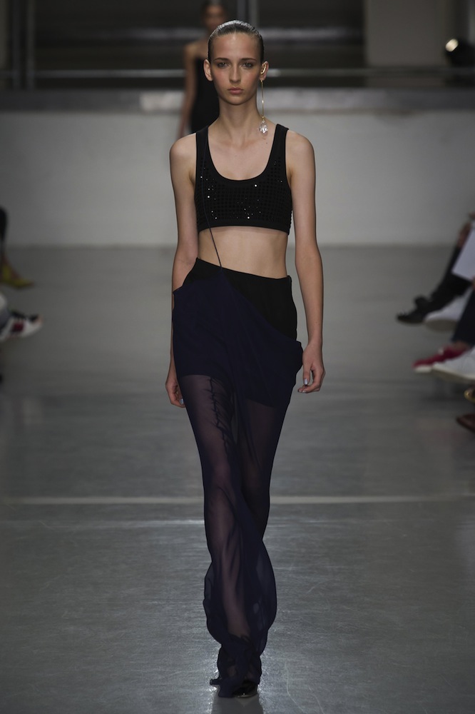 Richard Nicoll Spring 2015 - theFashionSpot