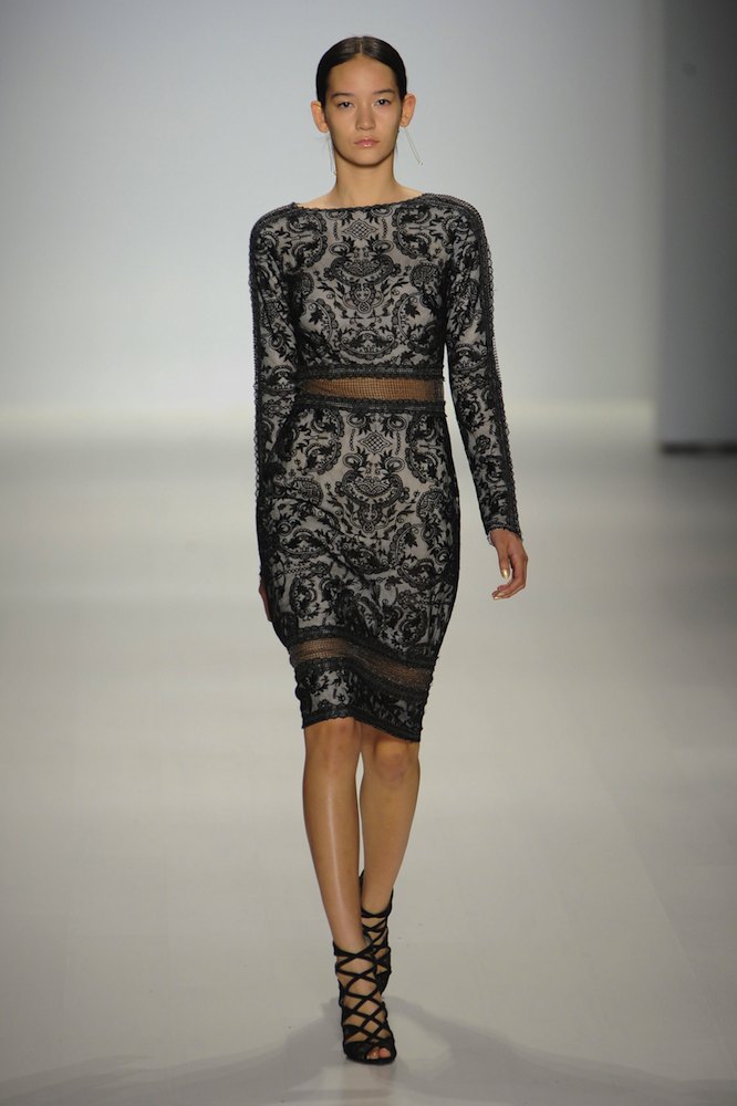 Tadashi Shoji Spring 2015 - theFashionSpot