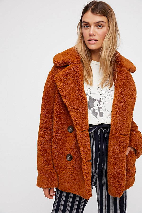 Faux Fur Teddy Jackets Are Fall's Most Snuggly Trend - theFashionSpot