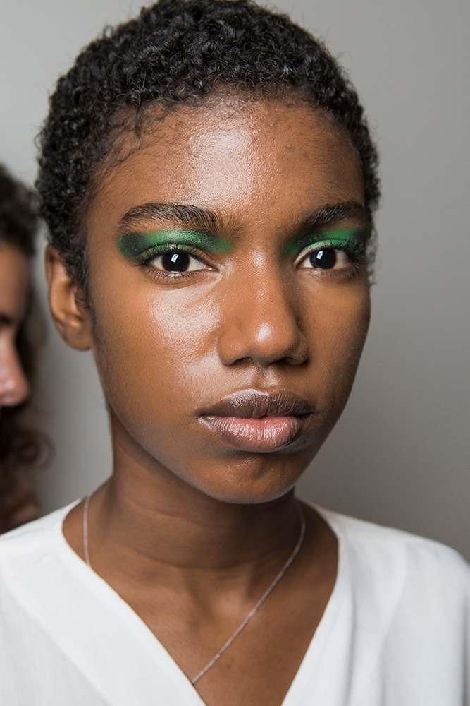 29 Best Beauty Looks From the Spring 2018 Runways - theFashionSpot