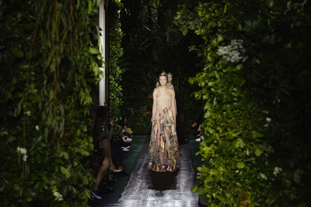 Valentino Haute Couture Fall 2014 Review - theFashionSpot