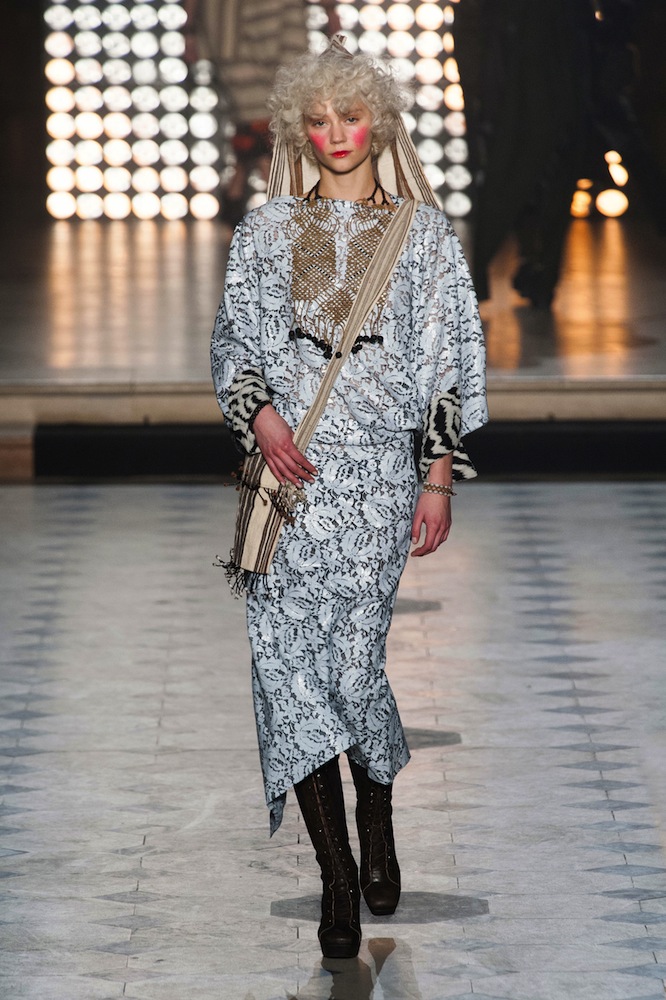 Vivienne Westwood Fall 2014 Runway Review - theFashionSpot