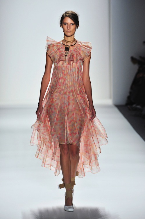 Zimmermann Spring 2014 Runway Review - theFashionSpot